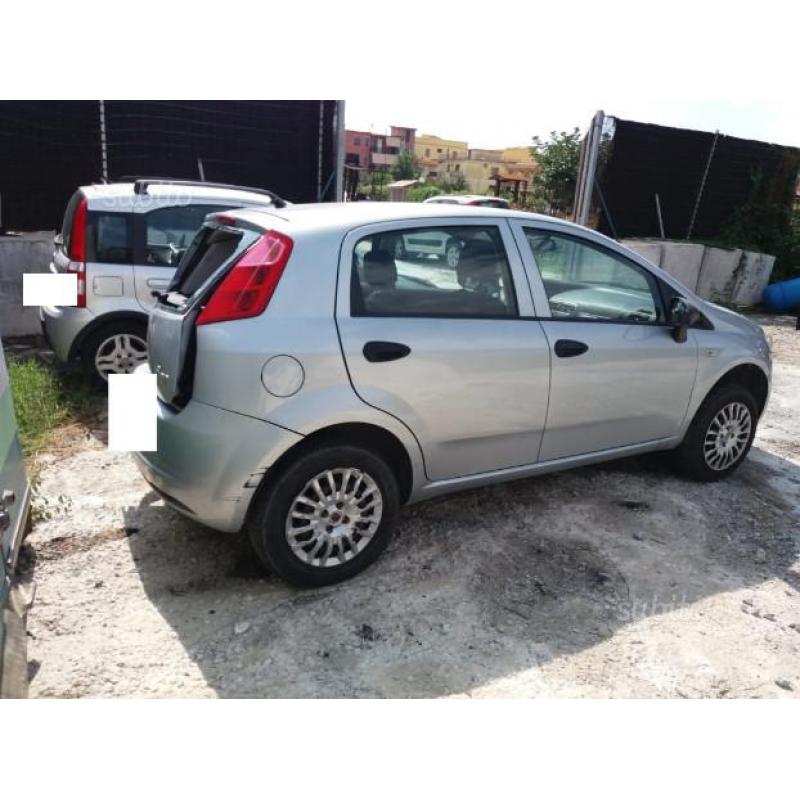 1.4 METANO FIAT Grande Punto - 2009 INCIDENTATA