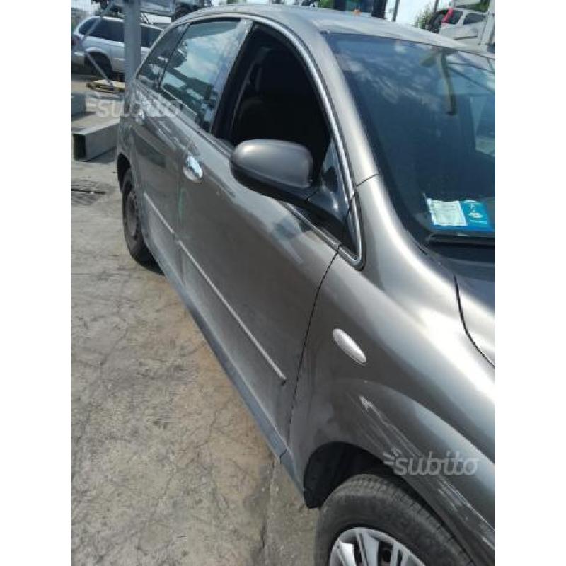 Fiat croma per ricambi