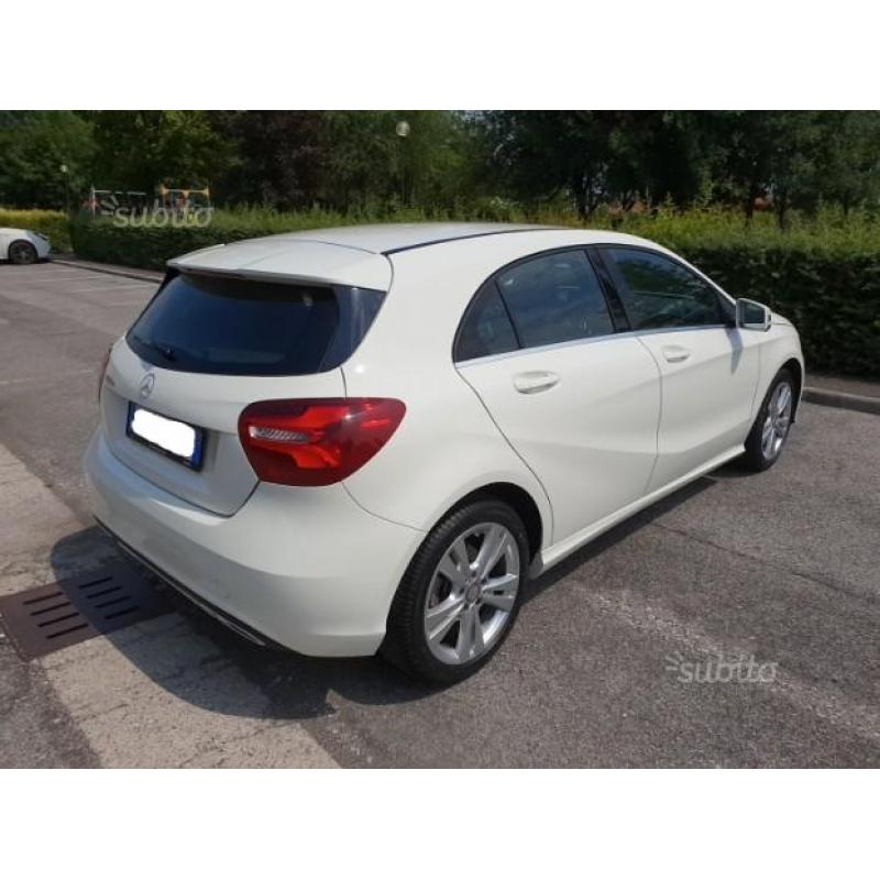 MERCEDES Classe A 180 d (W177) - 2016