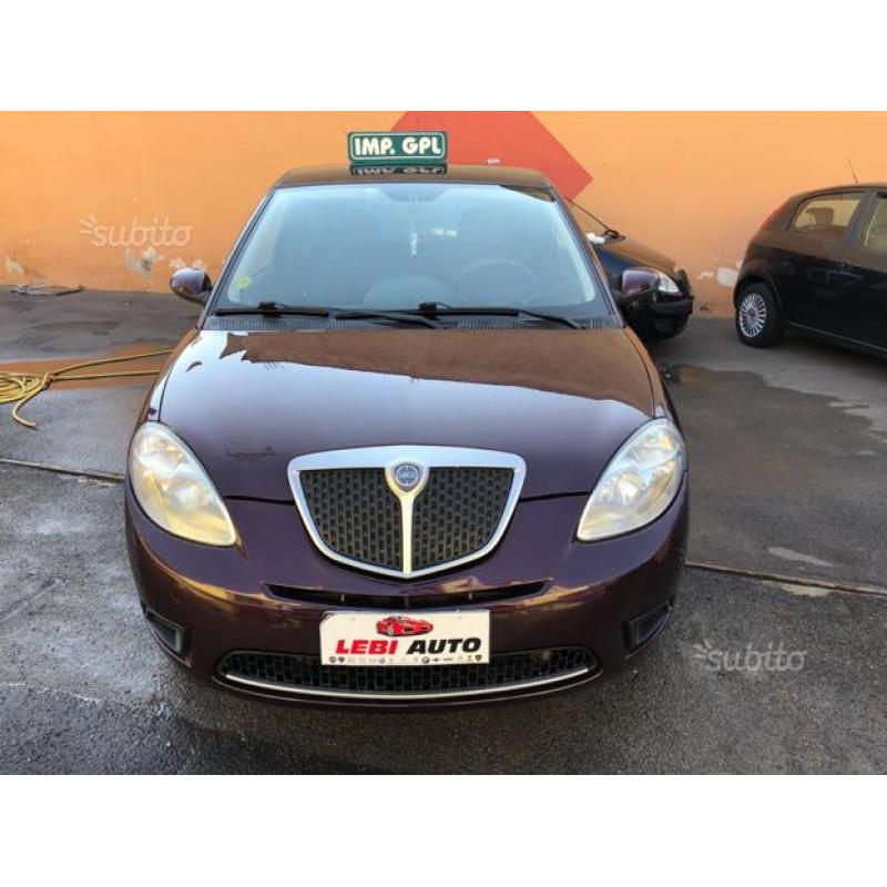 Lancia Ypsilon gpl ecoscic full optional