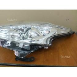 L3103 Fanale faro anteriore sx Peugeot 208 2014