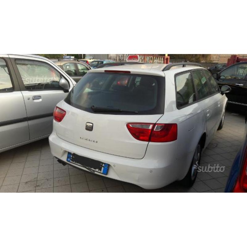 Seat exeo