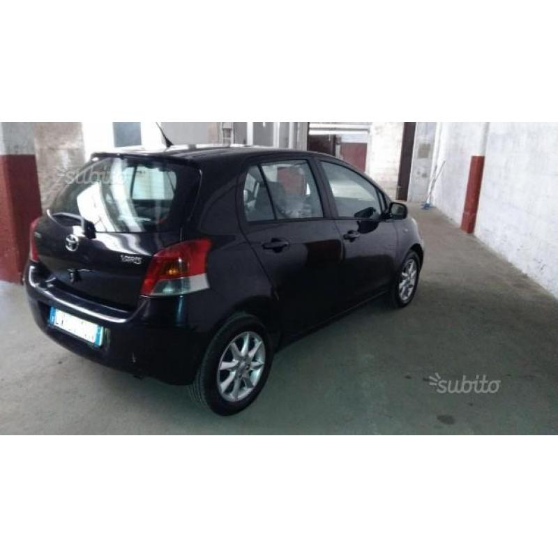 TOYOTA Yaris 2ª serie - 1.4D -4D 2009