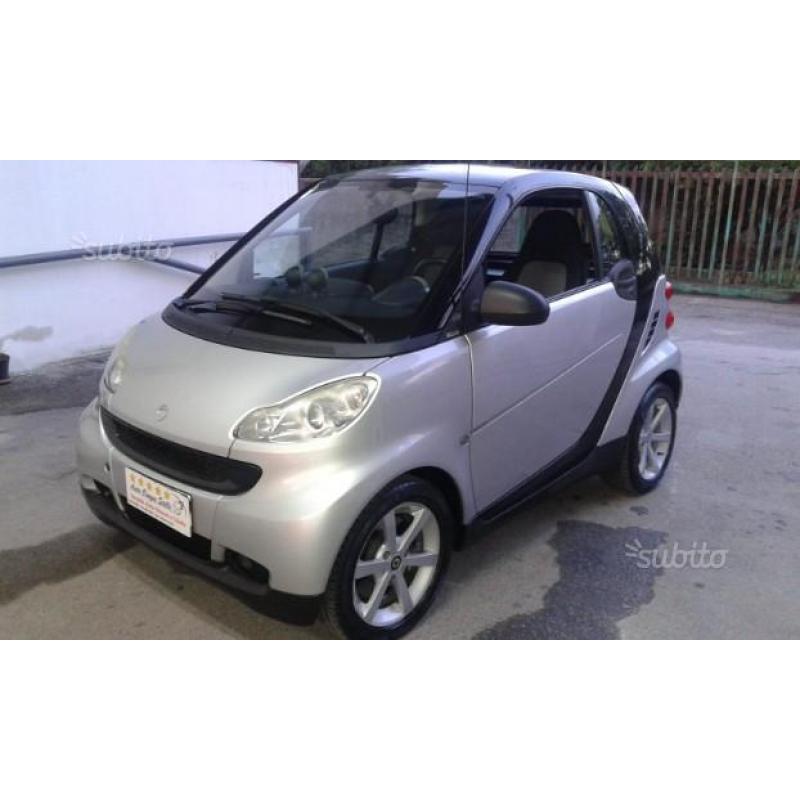 SMART 800cc Diesel Cambio F1per neopatentati