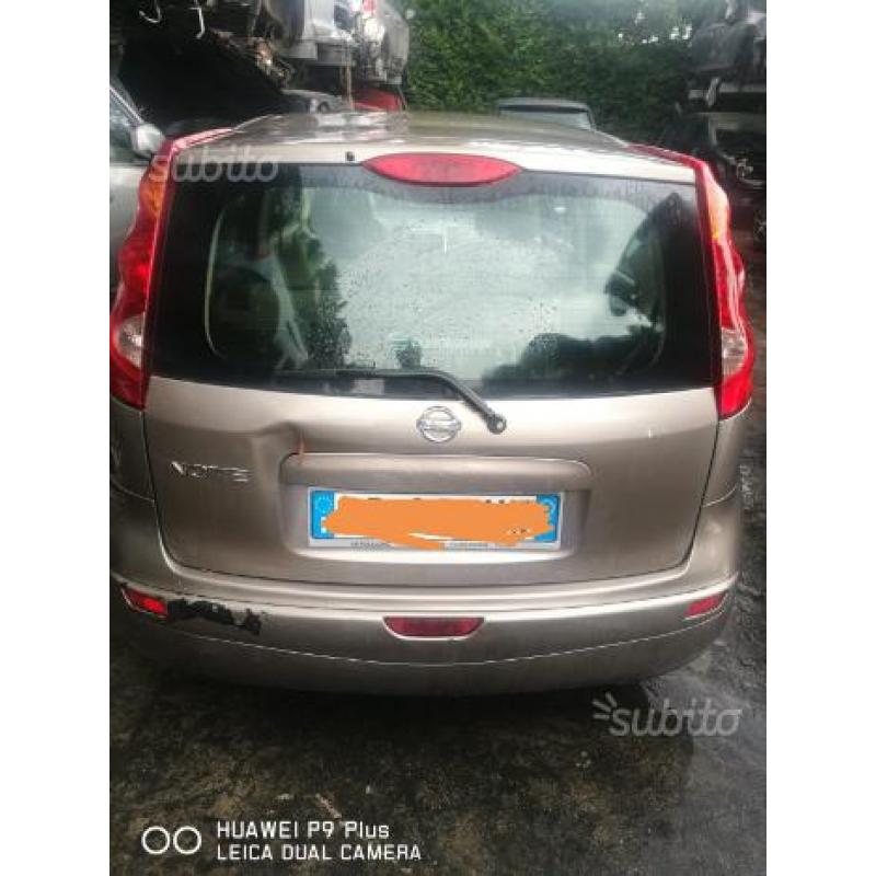 Nissan note per ricambi